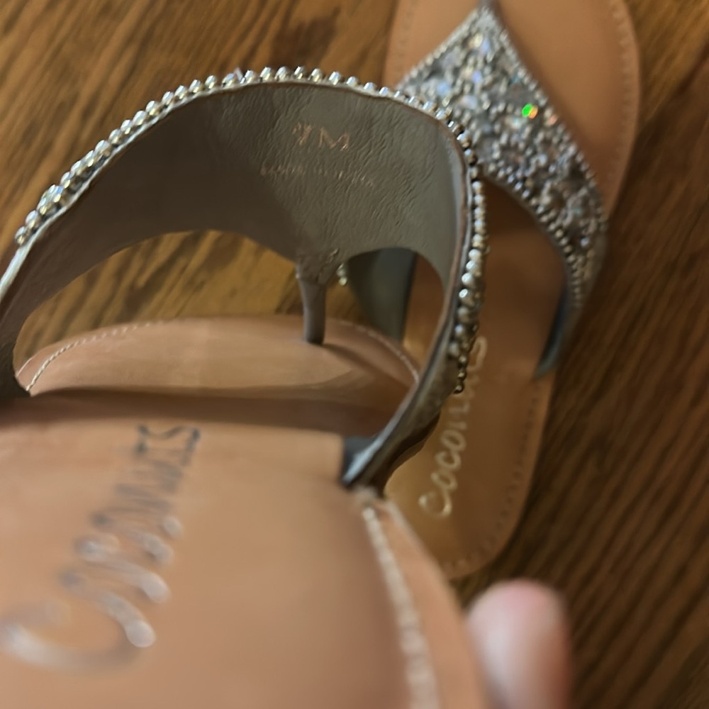 NWOT Coconuts by Matisse Women's Silver Crystal Sandals - Picture 3 of 4